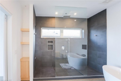 Designs by Santy :: Modern Intersection Ensuite glass shower