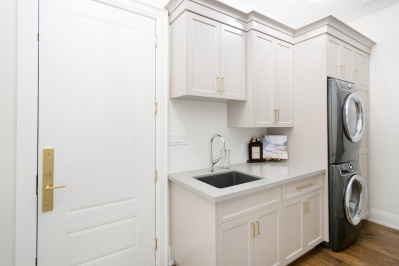 Designs by Santy :: Fresh Lake House Mudroom with laundry stacker