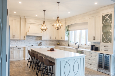 Designs by Santy :: Grand Reno Kitchen with island and chandeliers